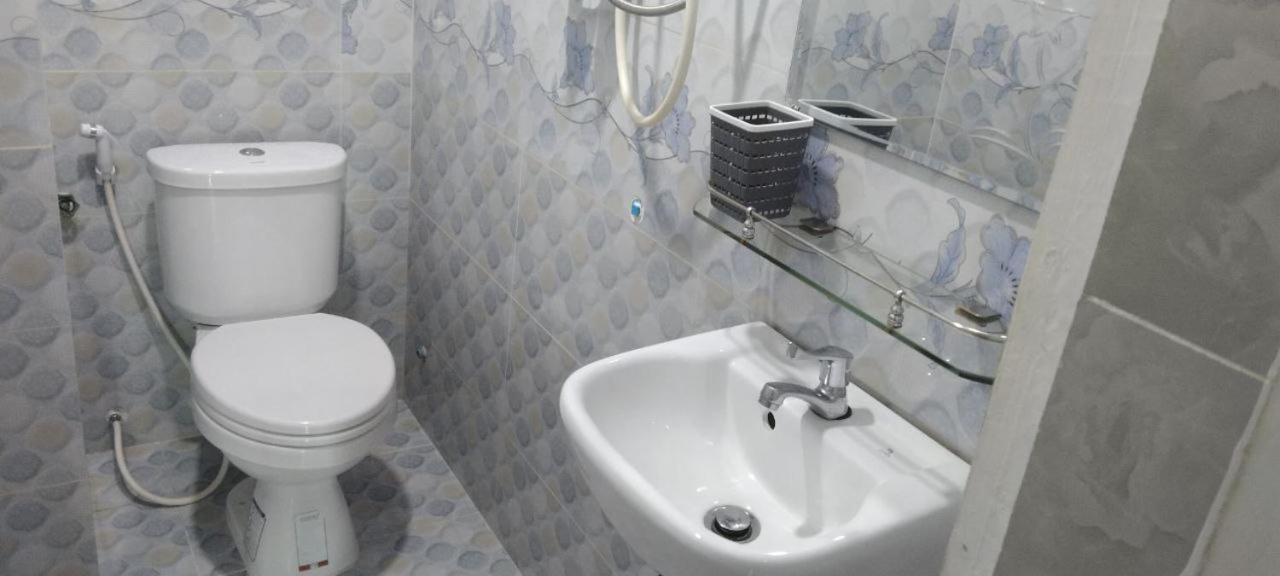 Ppt Guesthouse Сиханоуквил Екстериор снимка
